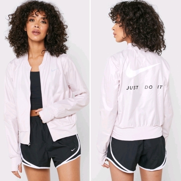 ❤ NIKE Swoosh Running Reflective Bomber Jacket - Picture 1 of 11